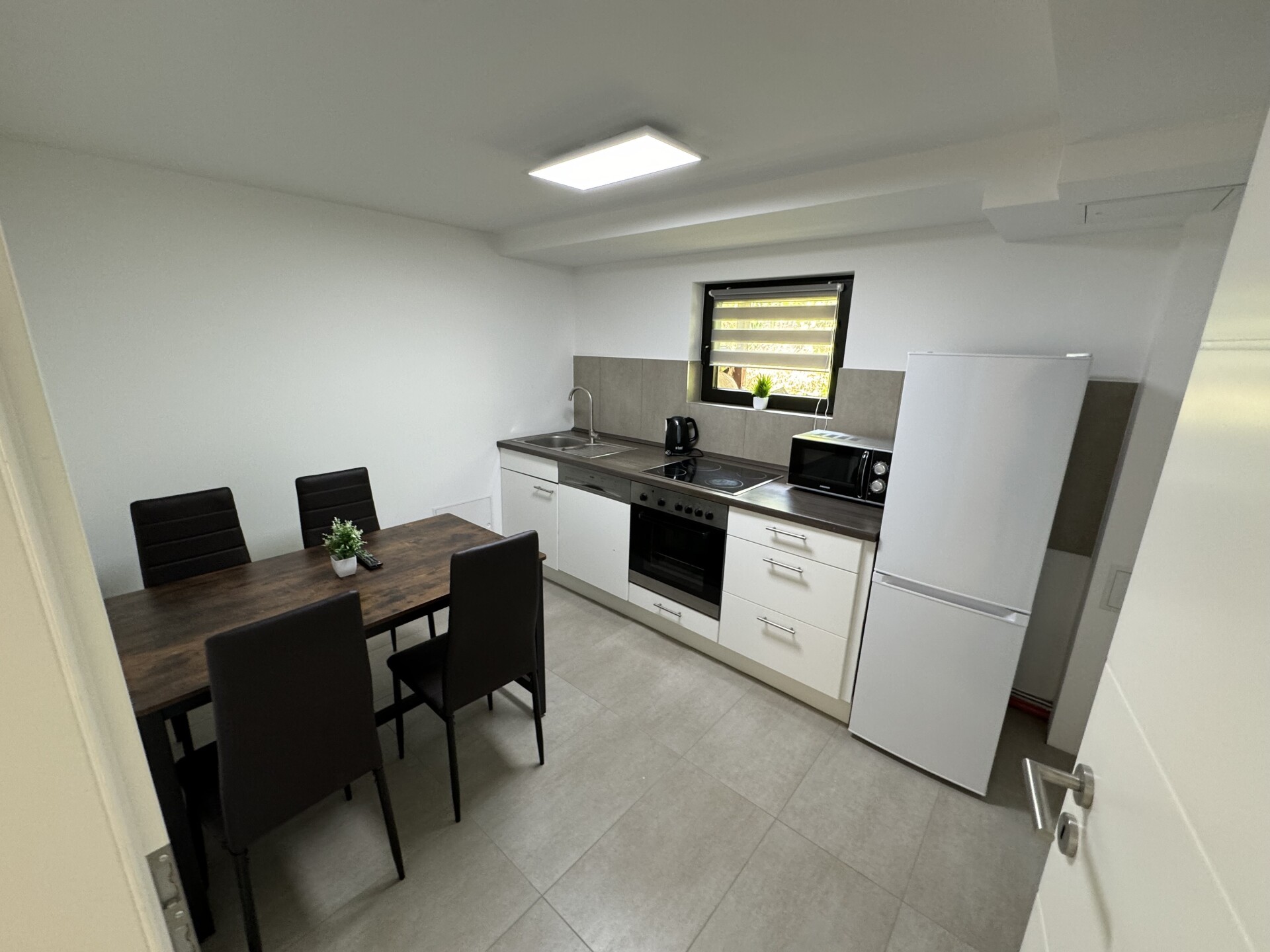 MonteurZimmer - https://www.deutschland-monteurzimmer.de/uploads/18315/1720600059668e45fb35e56.jpeg - HomeRent in Egelsbach und Umgebung in 63329  Egelsbach                            