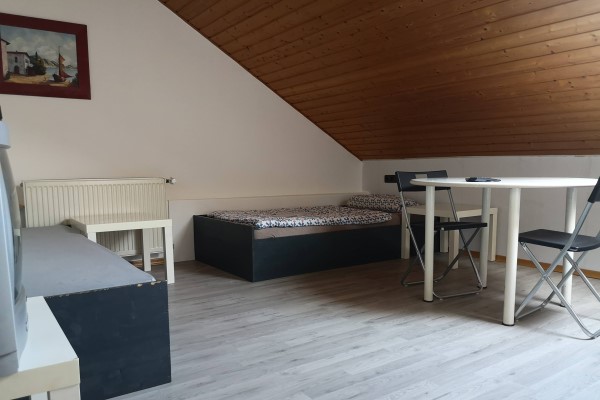 MonteurZimmer - http://www.monteur-privatzimmer.de/img/privatzimmer/single-room-2.jpg - Monteurzimmer- Pension- Hanau