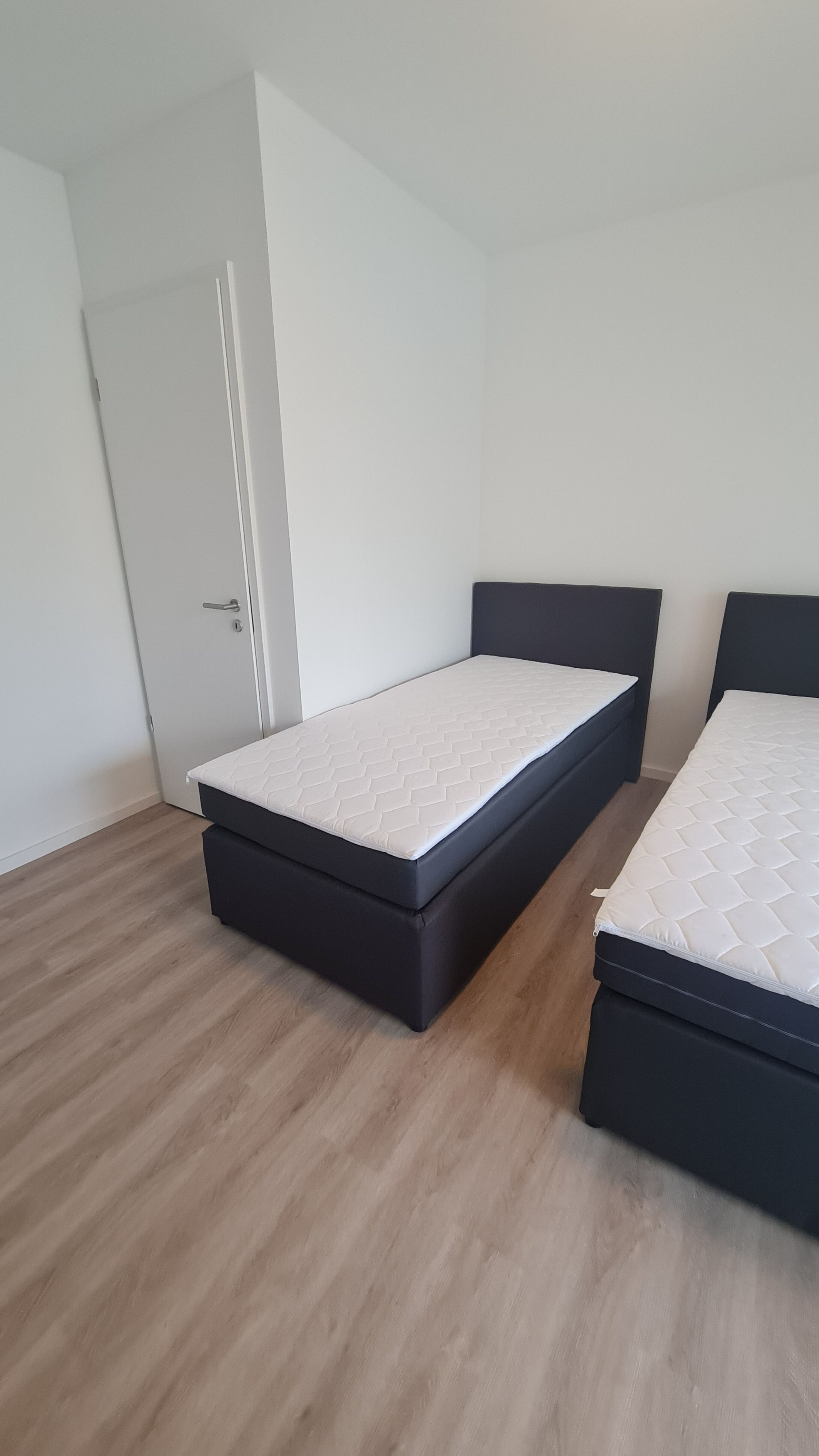 MonteurZimmer - https://images.monteurzimmer.de/e530847900/xl/2bd91e36-4727-4498-ace7-90eeefbd4db2.jpg - Traum Apartment 