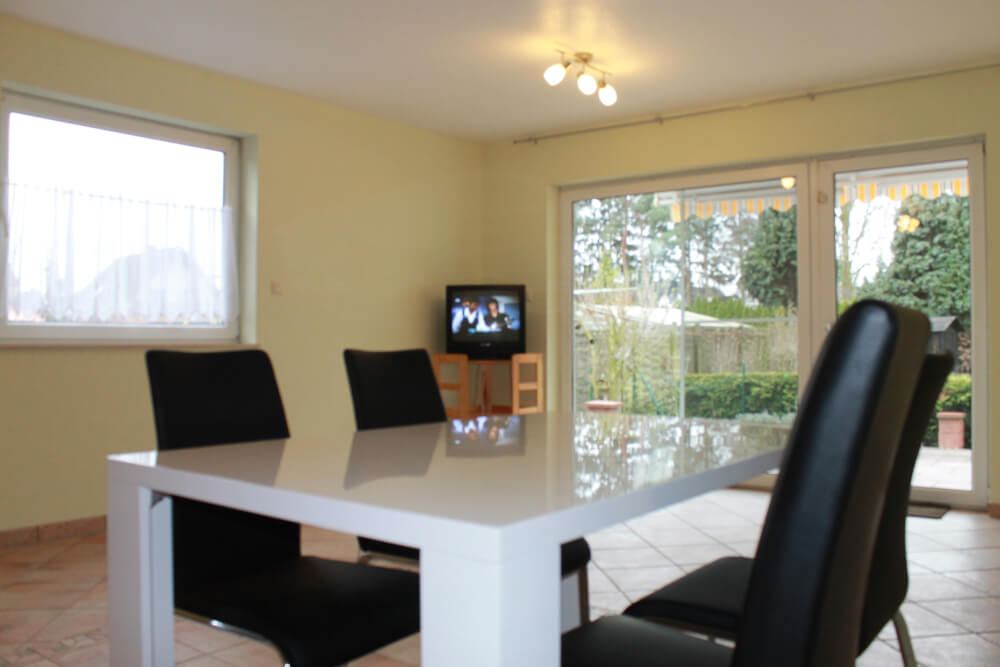 MonteurZimmer - Maison Valsi in 53859 Niederkassel