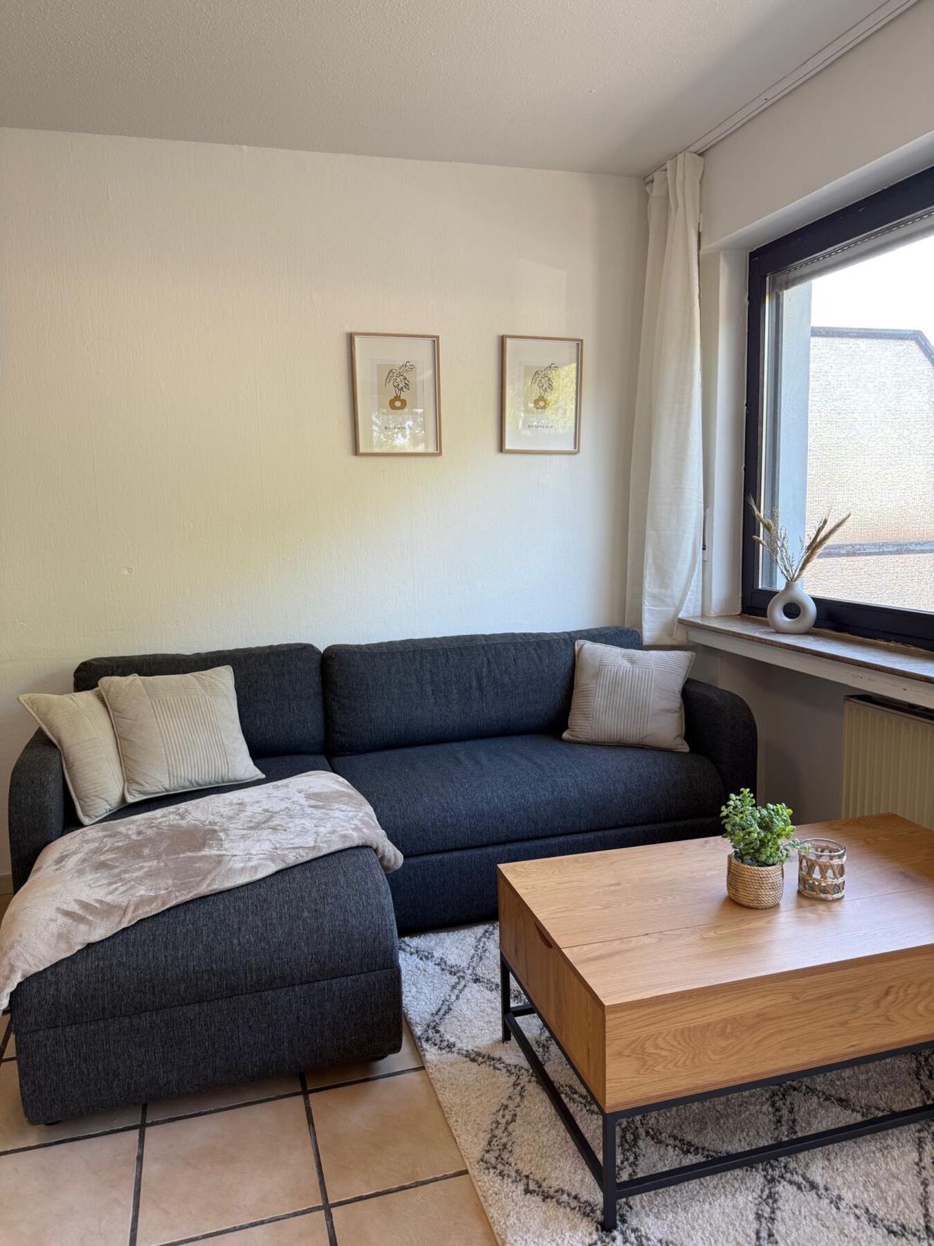 MonteurZimmer - Schöne Wohnung in Lünen mit Balkon + Parkplatz