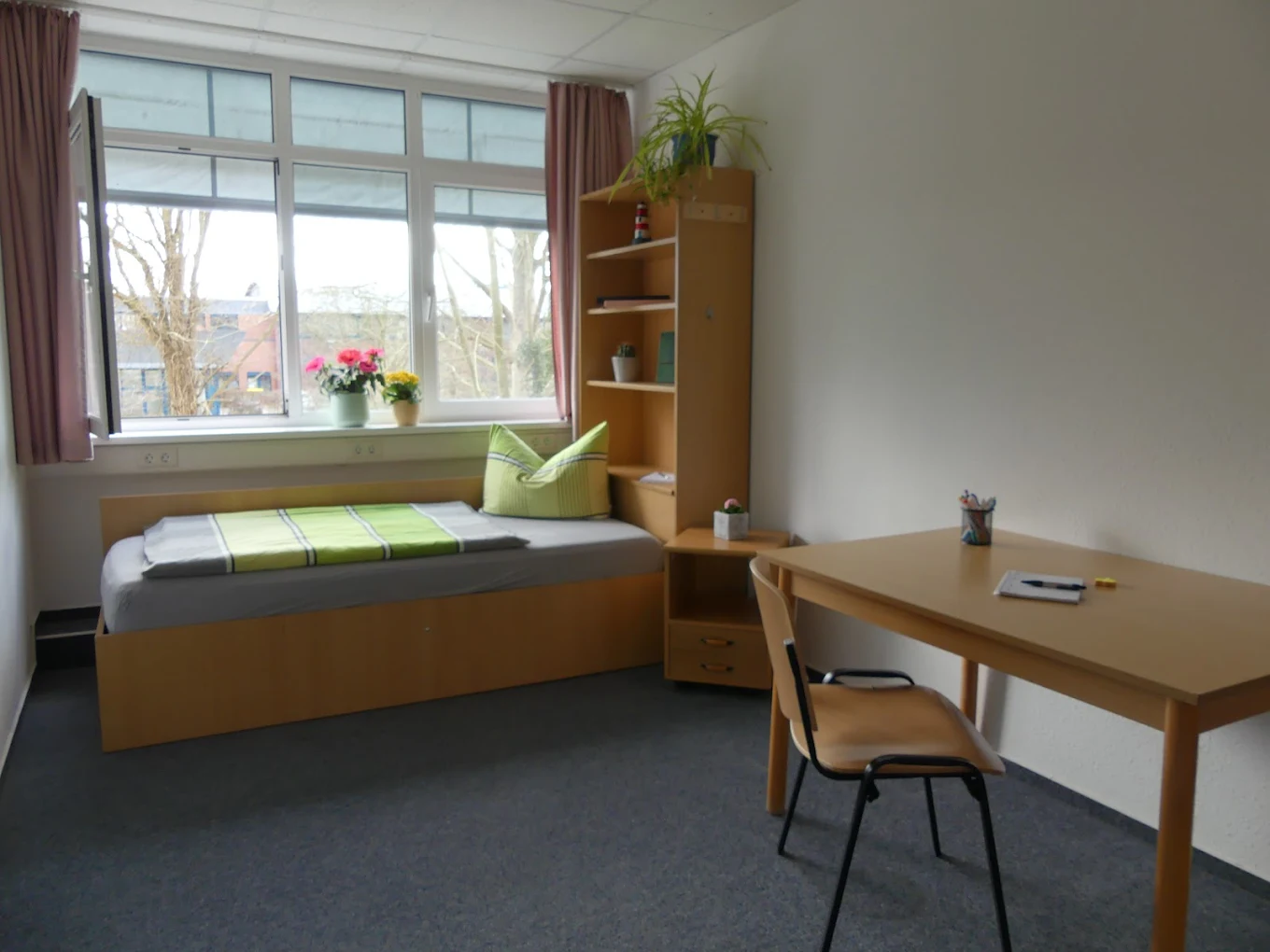 MonteurZimmer - Gästehaus Comtact GmbH