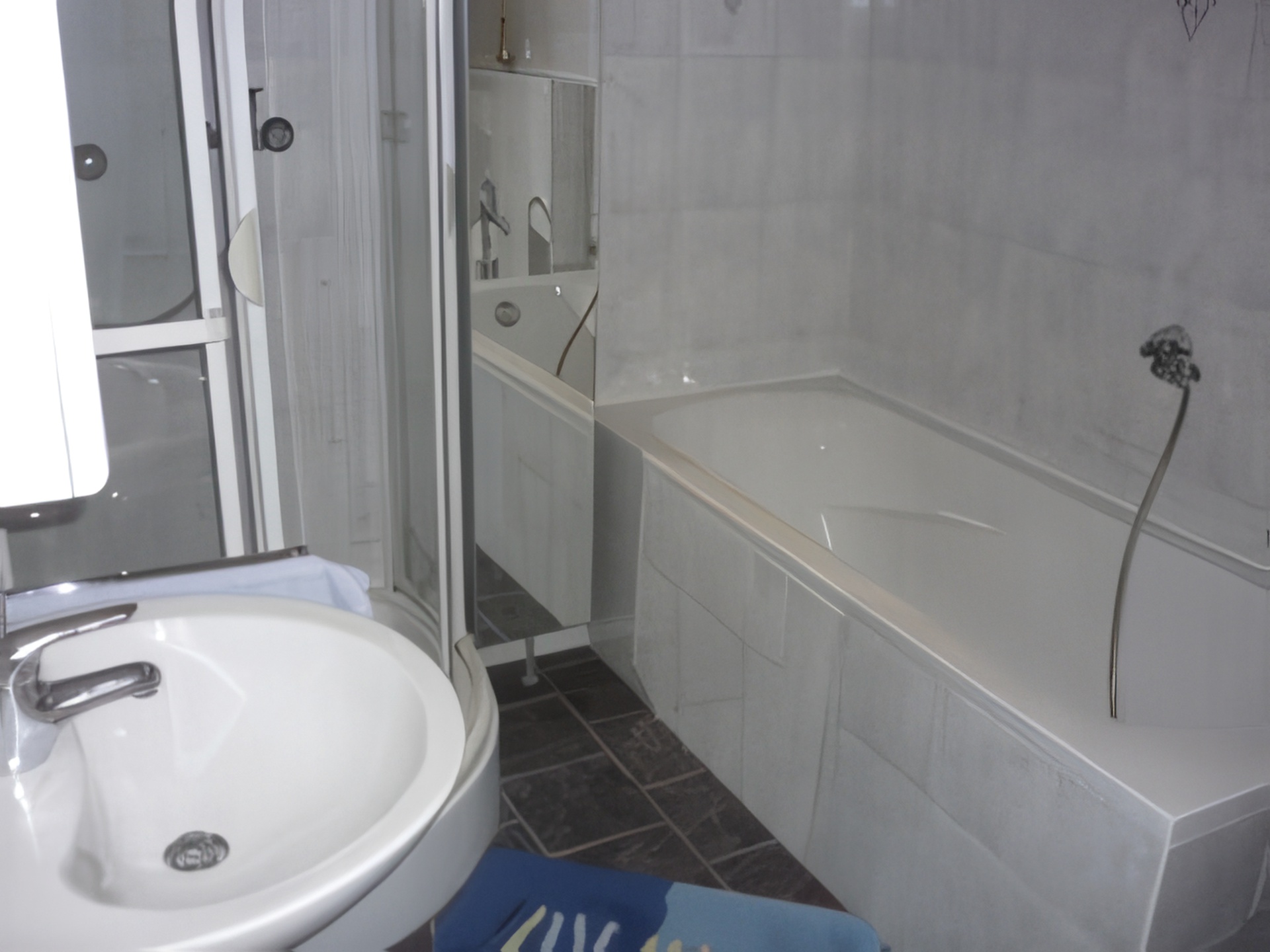 MonteurZimmer - Monteurwohnung Kronenberg