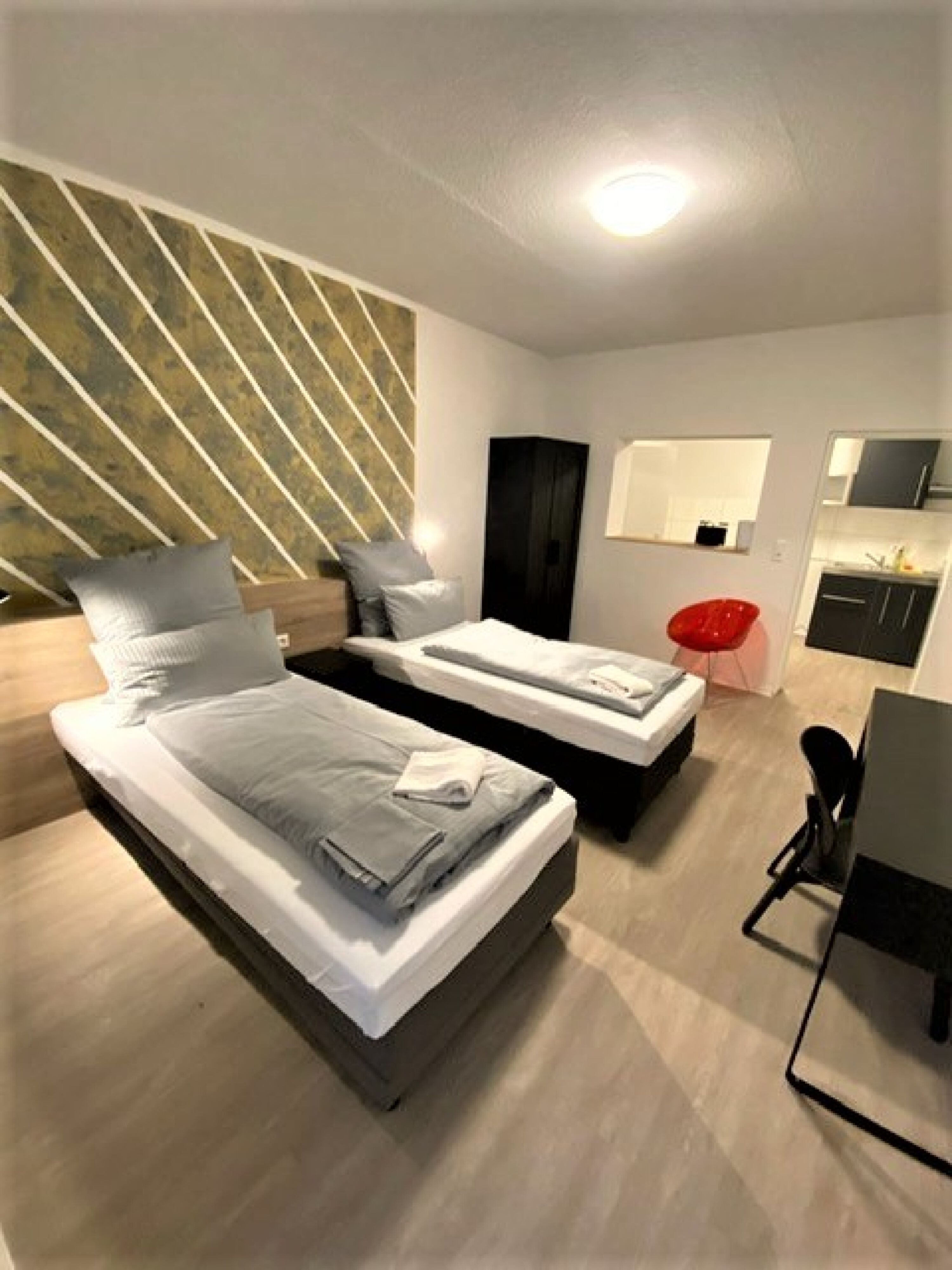 MonteurZimmer - HILDESHEIM APARTMENTS | Nähe HBF | Top Anbindung zur A7