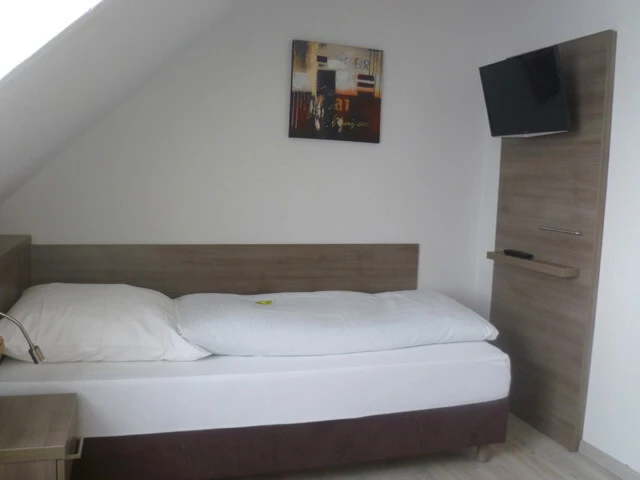 MonteurZimmer - Landgasthof-Hotel Zur scharfen Ecke