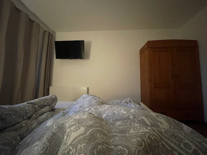 MonteurZimmer - Ferienwohnung-Zimmer-Dresden