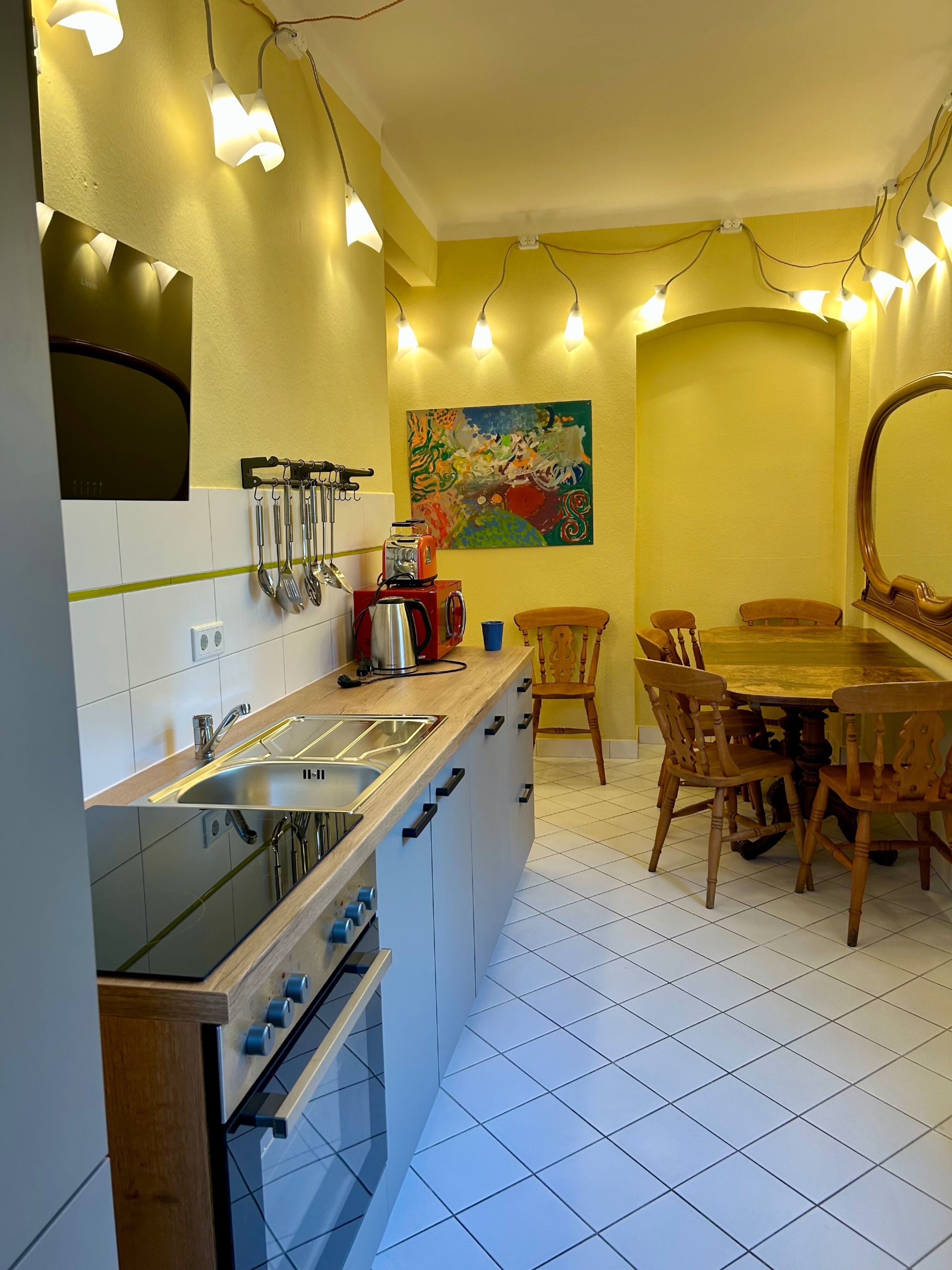 MonteurZimmer - 5 Zimmer Wohnung mit 6 Betten, 2 Bäder-Dresden-Pieschen