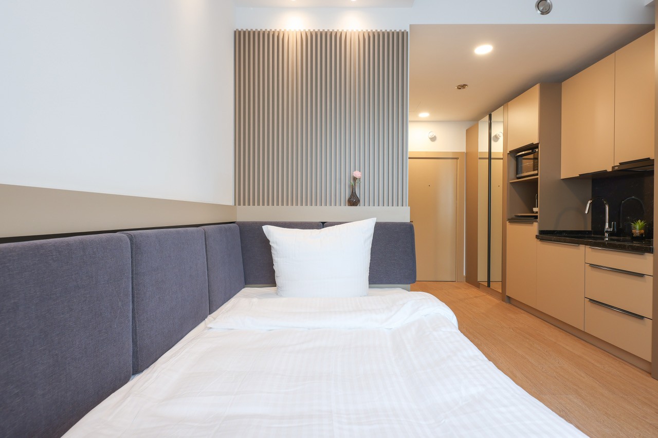 MonteurZimmer - Wunderschöne Apartment in Berlin Charlottenburg