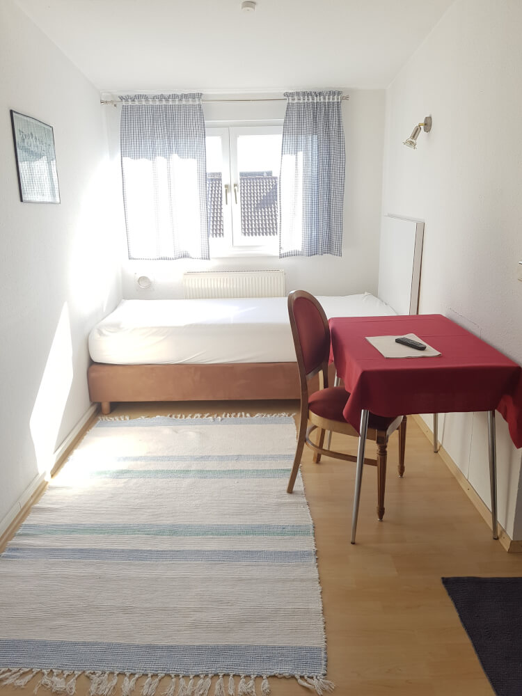 MonteurZimmer - Hotel-Pension-Weller in Dietzenbach, Mühlheim am Main, Riedstadt