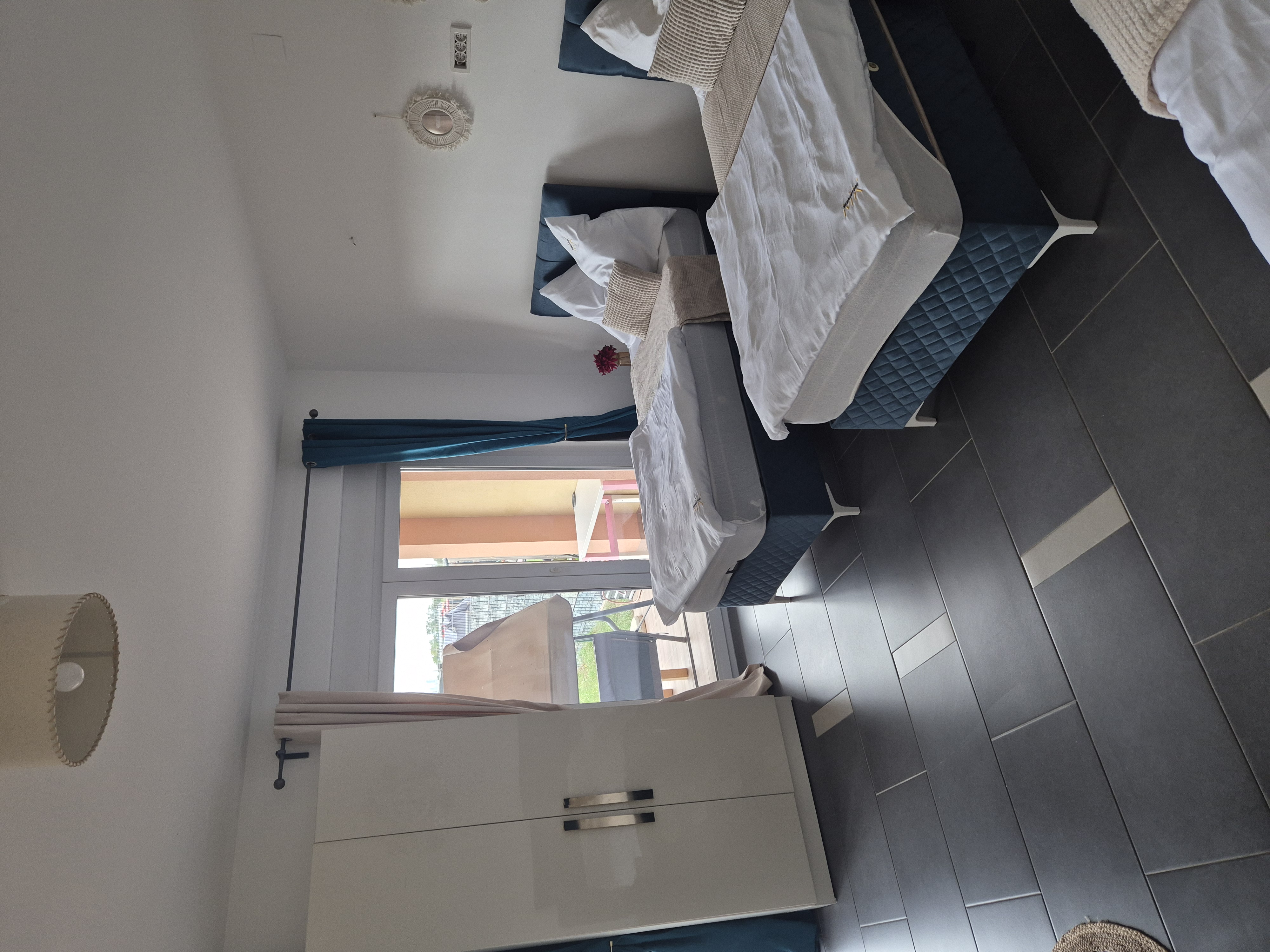 Monteur-Zimmer: Apartment mit Garten,Terasse,Küche,Waschmaschine,Parkplatz,Wlan - Aurora Apartments