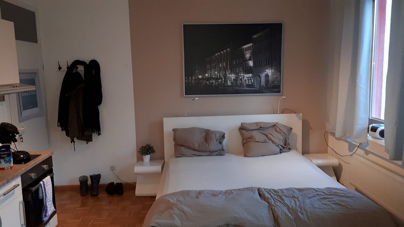 Monteur-Zimmer - Merzhausen - 2-Zimmer-Ferienwohnung "Stadt-Atelier"