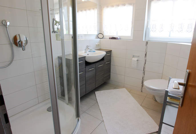 Monteur-Zimmer - Merzhausen - FERIENWOHNUNG HÖLL