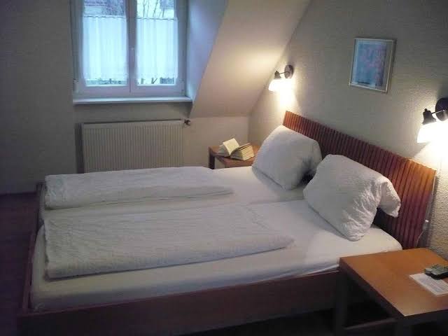 Monteur-Zimmer - Merzhausen - Hotelpension Goldene Krone