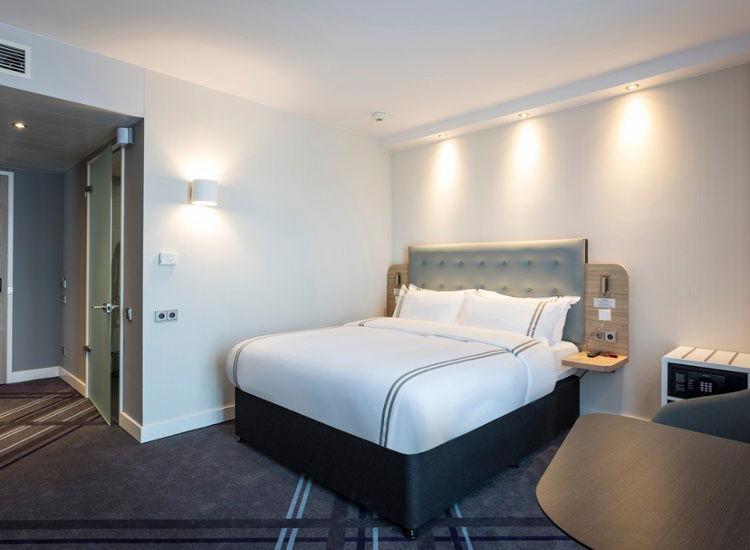 Monteur-Zimmer - Preis pro Nacht - Freiburg im Breisgau - Premier Inn Freiburg City Süd hotel