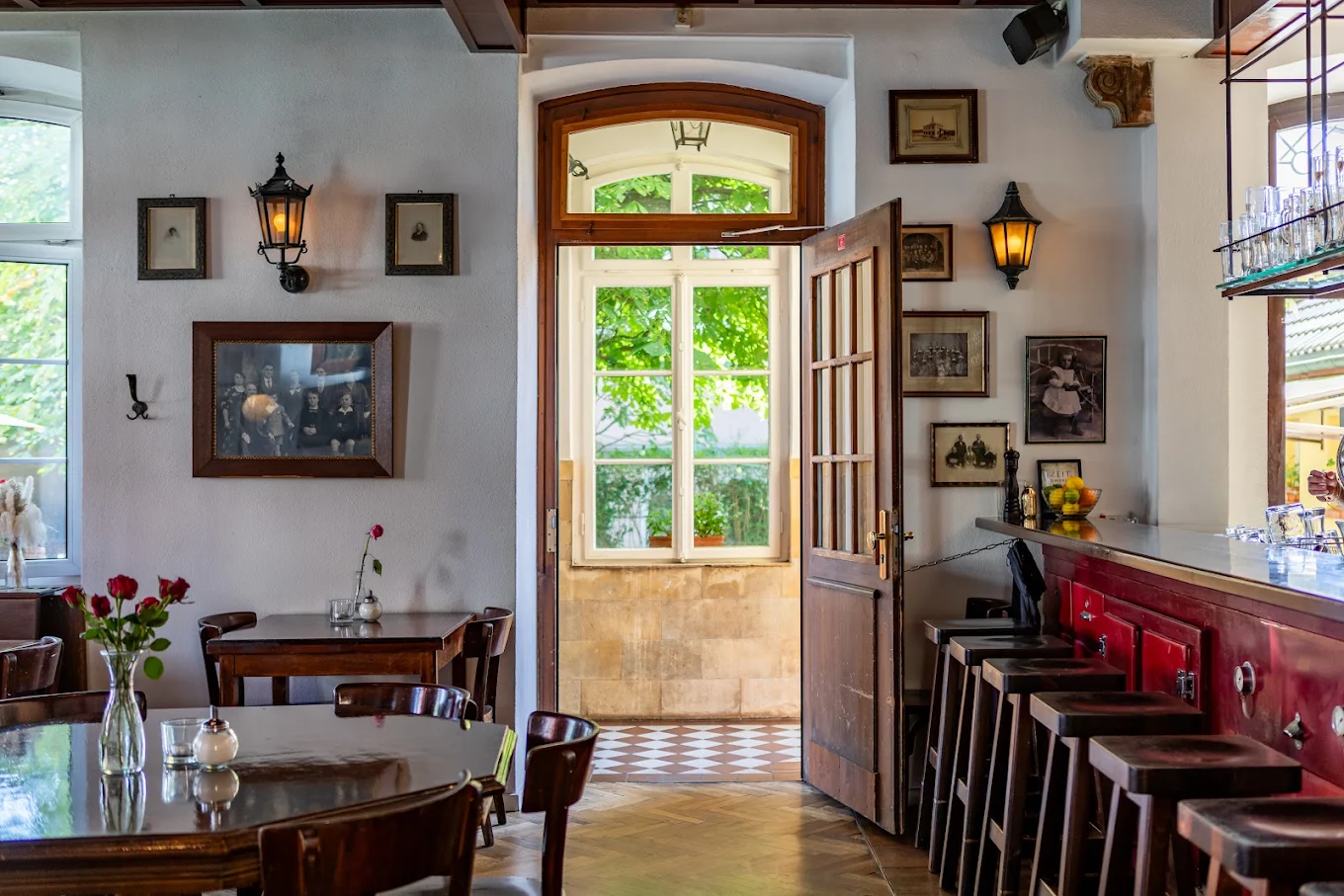 Monteur-Zimmer - Preis pro Nacht - Freiburg im Breisgau - Hotel/Restaurant Der Kaiser
