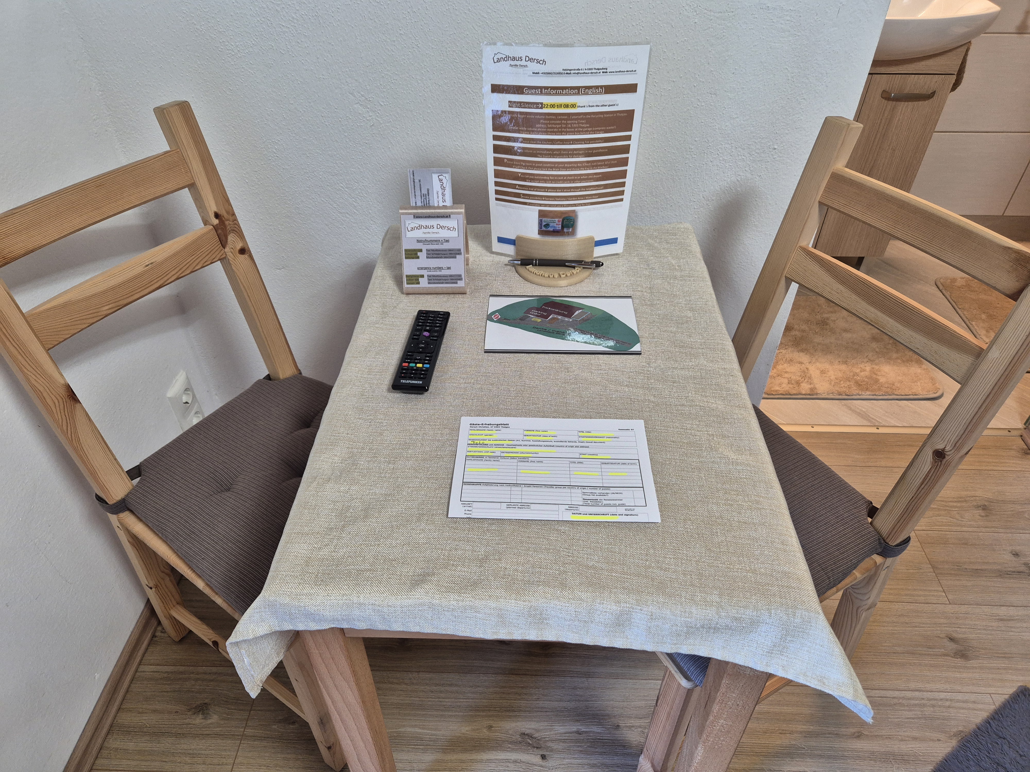 MonteurZimmer: Landzimmer1(20m²)---Balkon---1.Stock - Landhaus Dersch