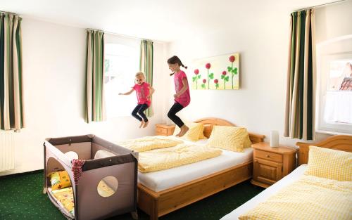 Monteur-Zimmer - Preis pro Nacht - Lengau (Lengau) - Hotel Alt-Oberndorf