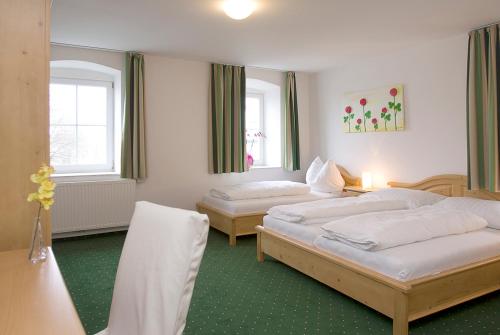 Monteur-Zimmer - Preis pro Nacht - Lengau (Lengau) - Hotel Alt-Oberndorf