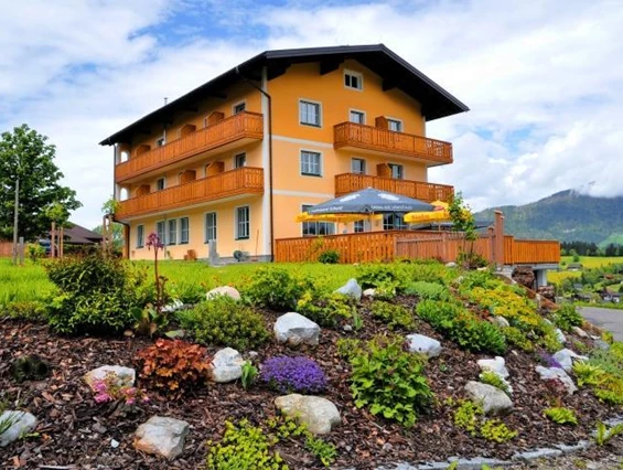 MonteurZimmer: Gästehaus - Gästehaus Abtenau