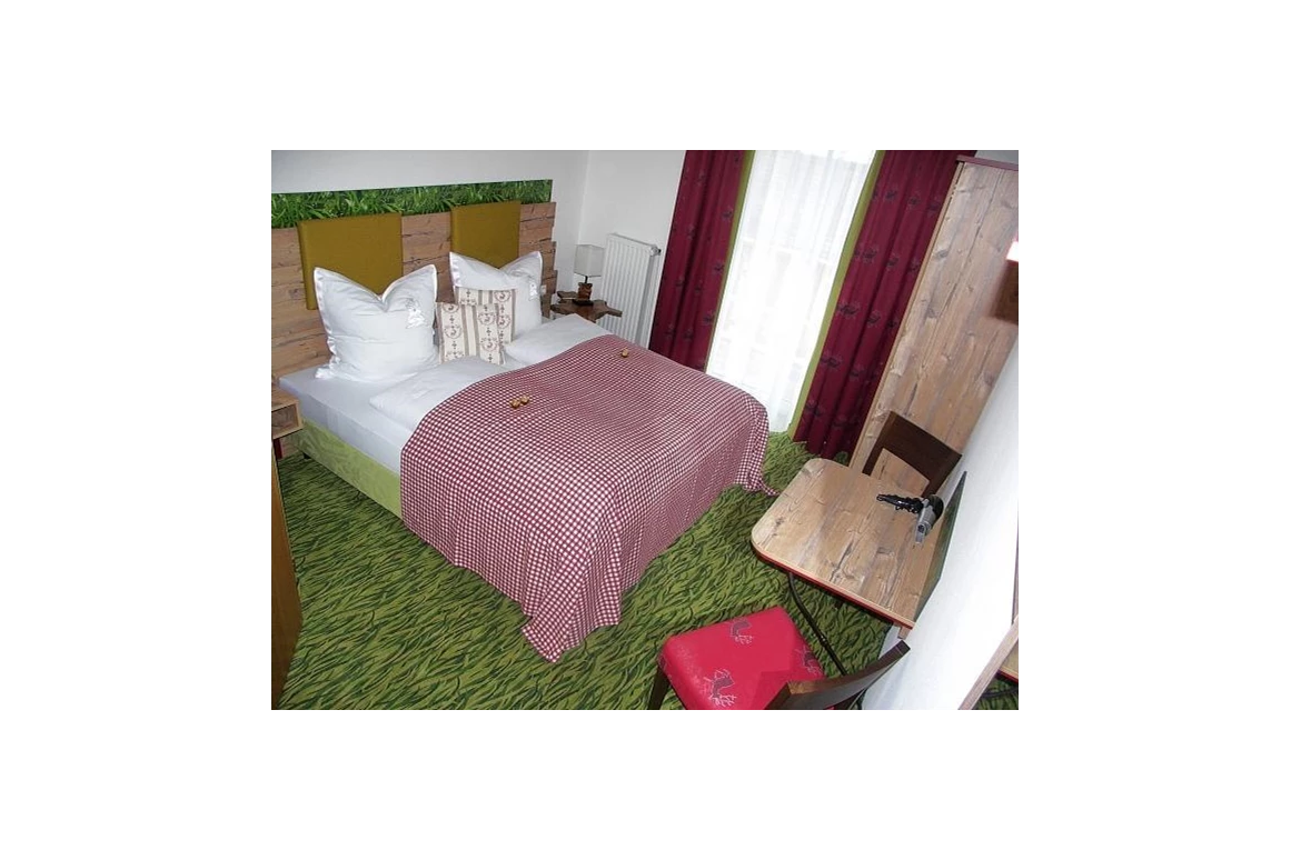 MonteurZimmer: Kleines Doppelzimmer - Gästehaus Abtenau