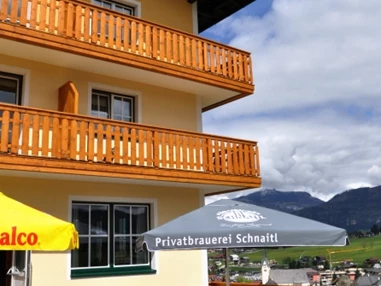 MonteurZimmer: Terrasse - Gästehaus Abtenau