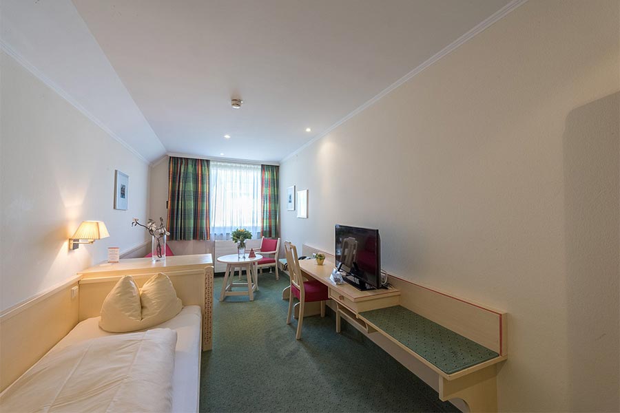 Monteur-Zimmer - Preis pro Nacht - Lengau (Lengau) - Hotel und Gasthof Bräuwirth