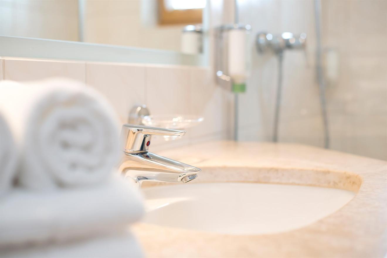 Monteur-Zimmer - Thalgau - Hotel Gasthof Kirchenwirt