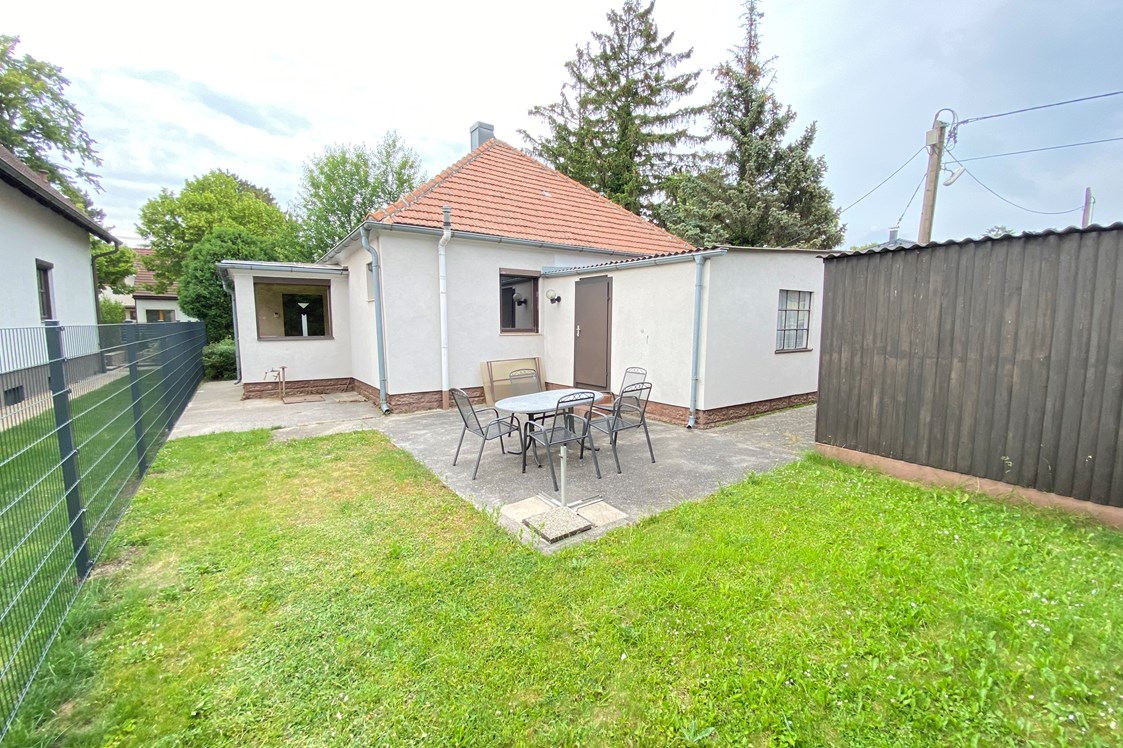 Monteur-Zimmer - Preis pro Nacht - Maria Ellend - Arbeiterquartier in Wien Donaustadt mit Garten