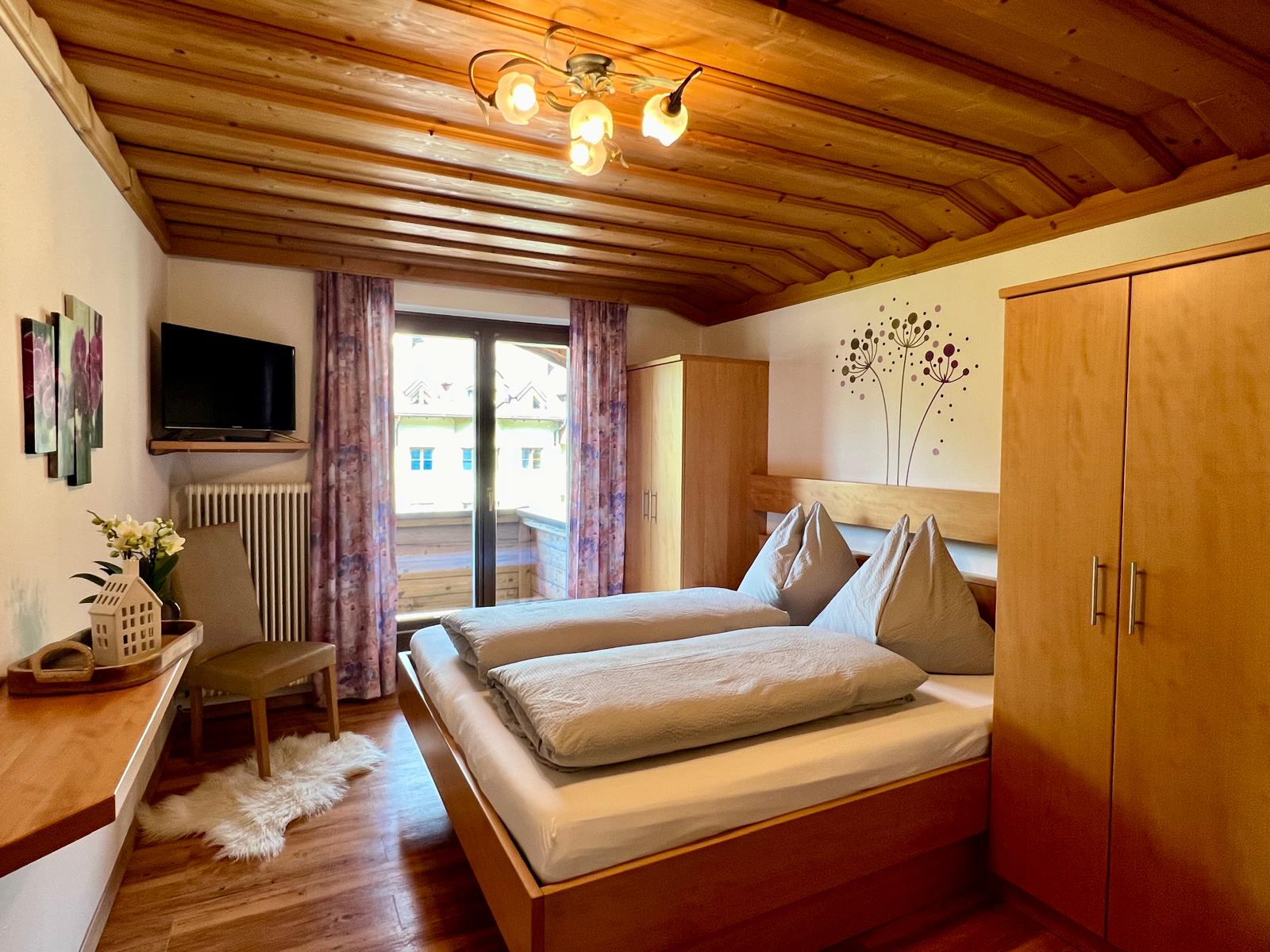 MonteurZimmer: Extra Doppelzimmer - Ferienhaus Höllwart