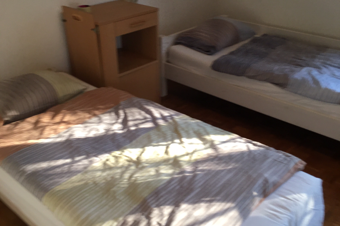 Monteur-Zimmer - Bruck an der Leitha - Monteurzimmer Lindenbauergasse auch Meldezettel möglich