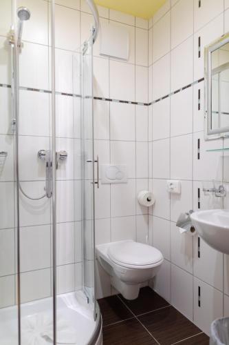 Monteur-Zimmer - Preis pro Nacht - Bruck an der Großglocknerstraße - HAAS