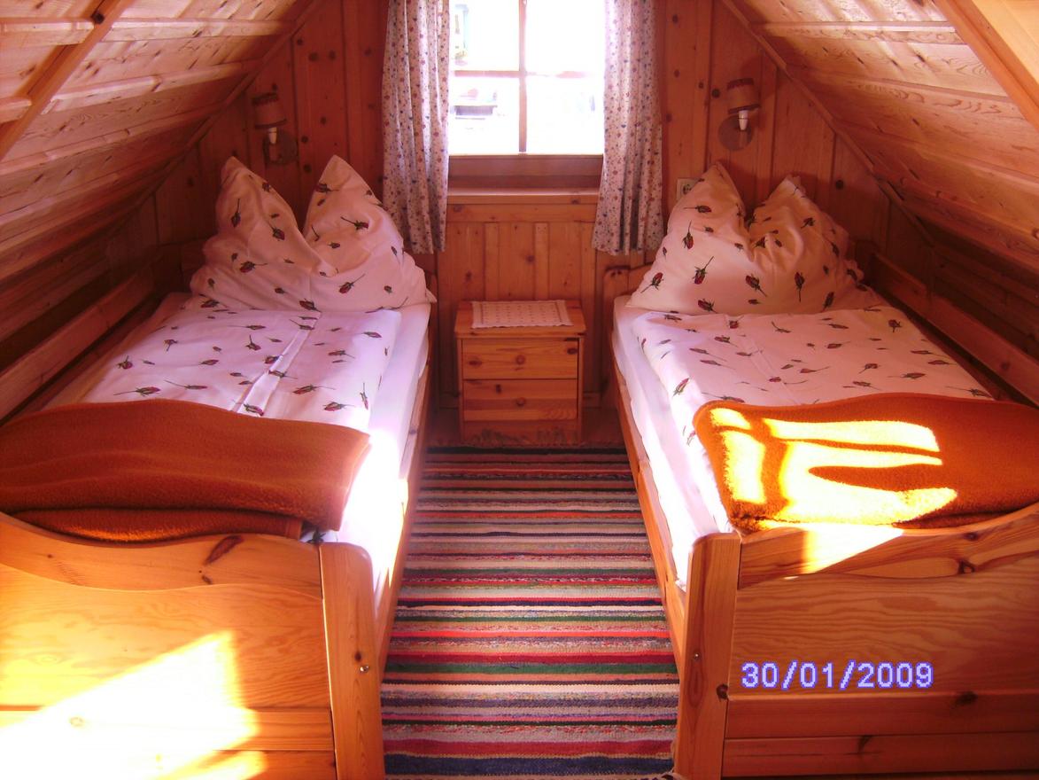 Monteur-Zimmer - Grades - Matthiasbauer Siebenhofer Peter