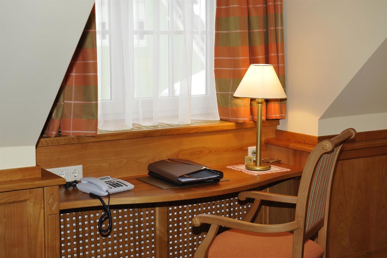 Monteur-Zimmer - Grades - Bäckerei/Konditorei Hochleitner