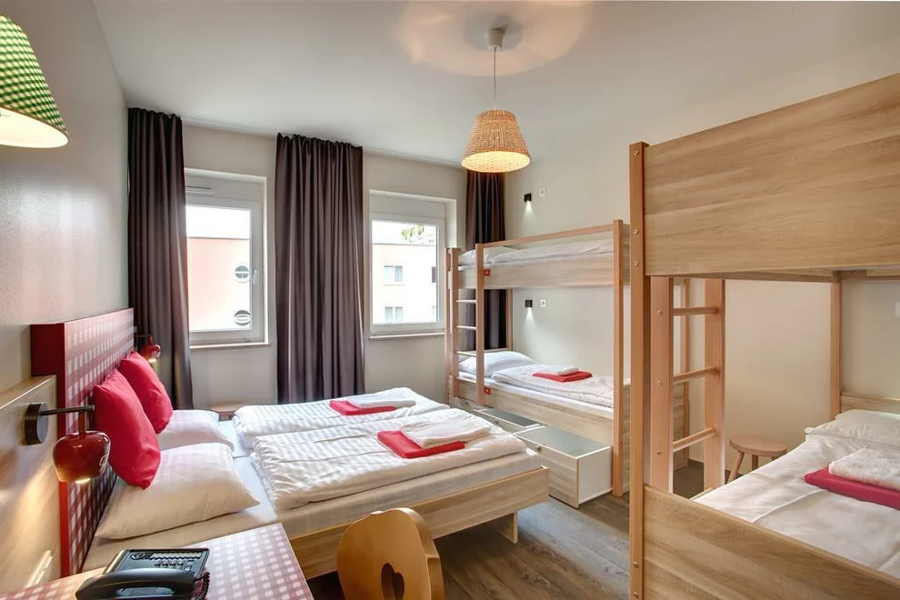 Monteur-Zimmer - Preis pro Nacht - Vöcklamarkt - MEININGER