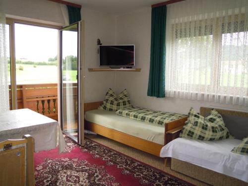 Monteur-Zimmer - Preis pro Nacht - Oberhofen am Irrsee - Gästehaus Jedinger