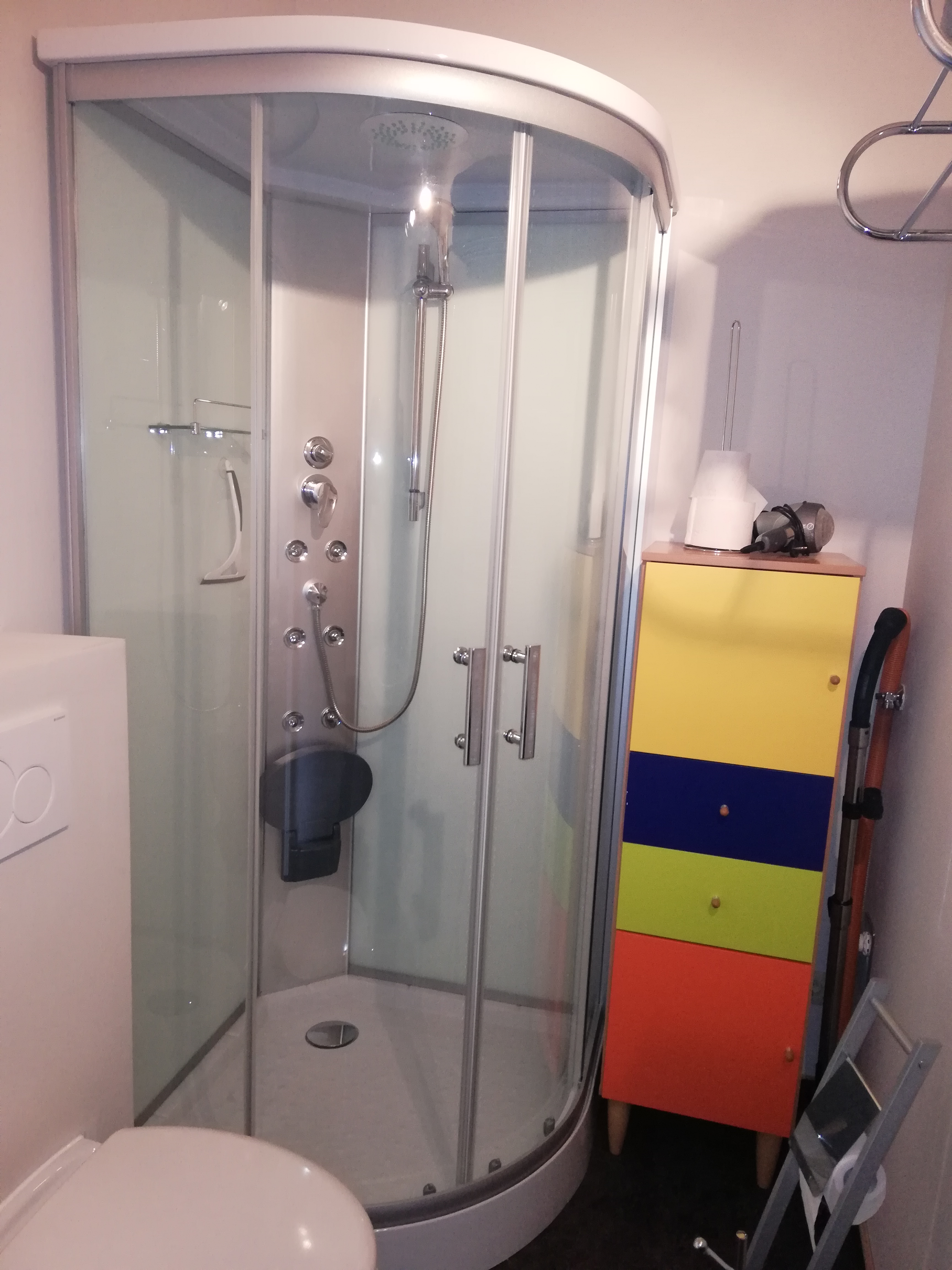 Monteur-Zimmer - Zwischenreinigung - Kärnten - Alfred Weber