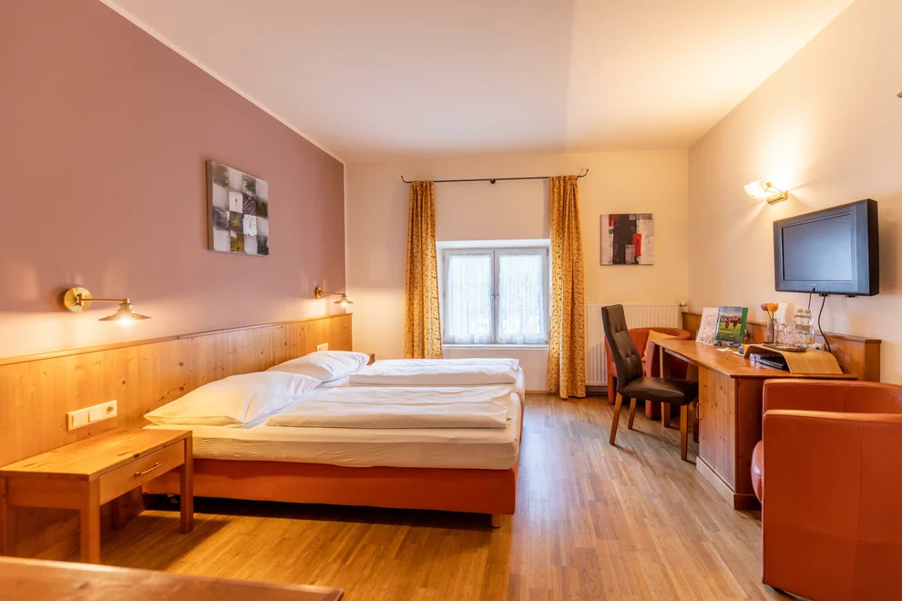 Monteur-Zimmer - Preis pro Nacht - Frankenmarkt - Gasthof Zur Strass