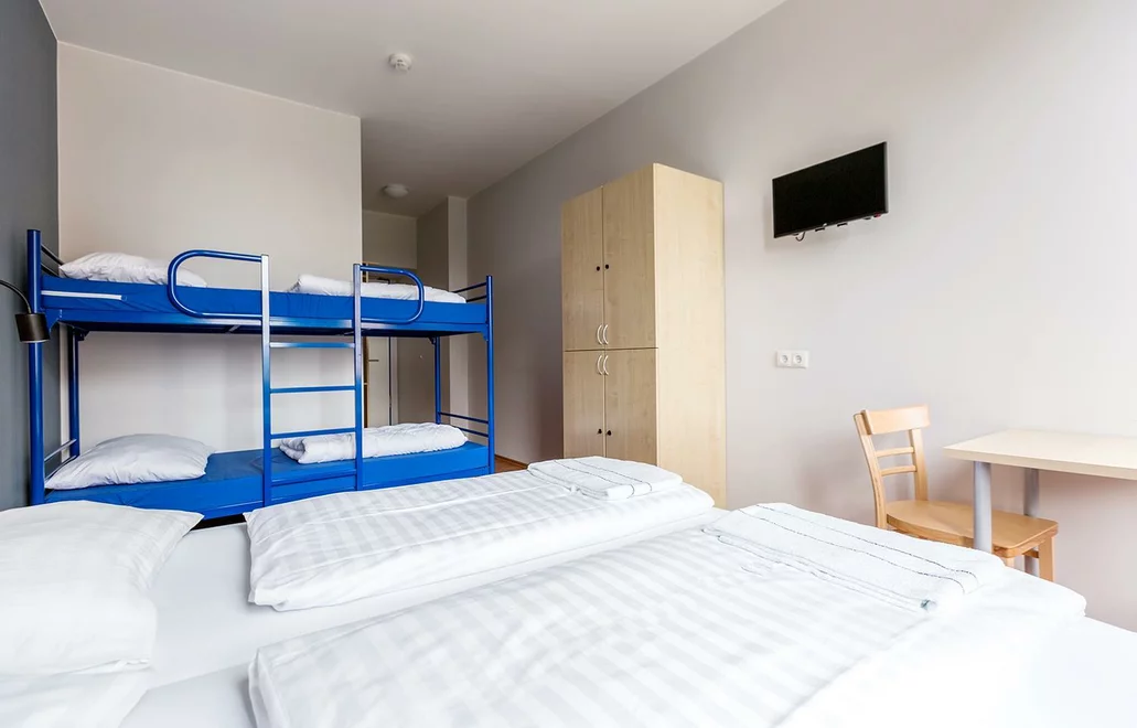 Monteur-Zimmer - Preis pro Nacht - Frankenmarkt - a&o Salzburg Hauptbahnhof