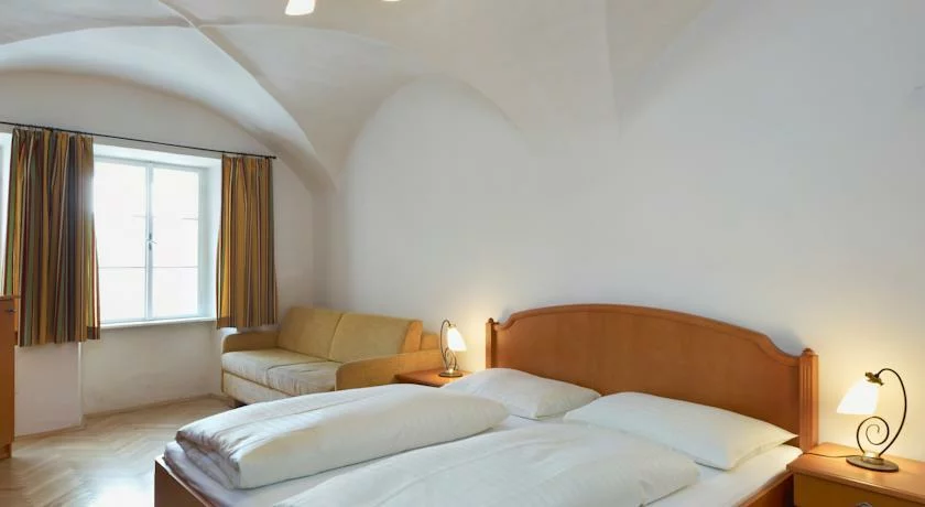 Monteur-Zimmer - Preis pro Nacht - Frankenmarkt - Krone 1512