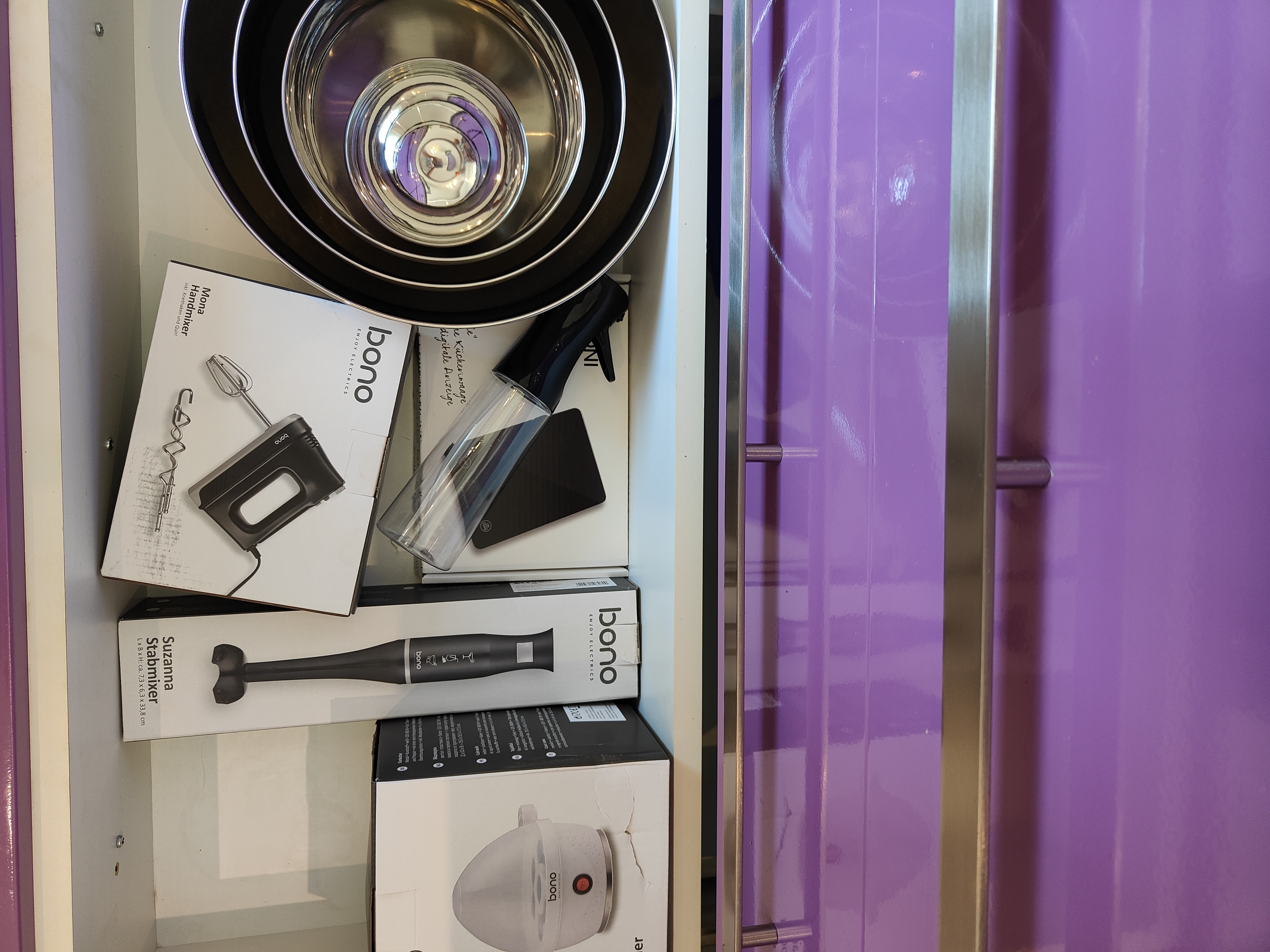 MonteurZimmer: Schüsseln, Mixer, Stabmixer, Eierkocher, Küchenwaage - Ferienwohnung Dorfleben