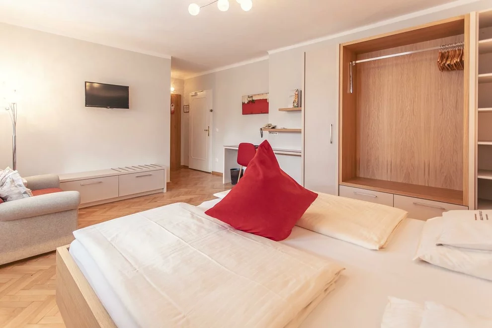 Monteur-Zimmer - Preis pro Nacht - Frankenmarkt - Rosenvilla