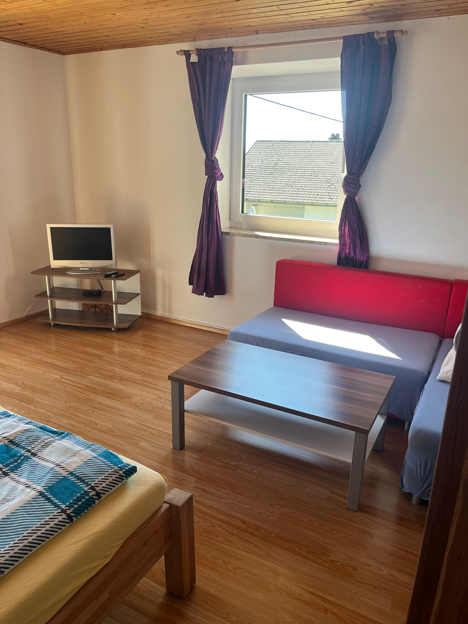 Monteur-Zimmer - Gemeinschaftsraum - Salzburg - Seenland - 2. Bild zu Schlafzimmer 1 - Kirschberghof