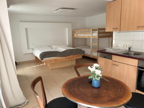 Monteur-Zimmer - Preis pro Nacht - Sankt Gilgen - Economy Adler