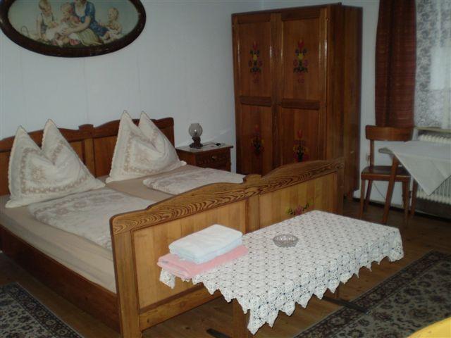 Monteur-Zimmer - Preis pro Nacht - Uttendorf (Uttendorf) - Privatzimmer Fritzenwallner