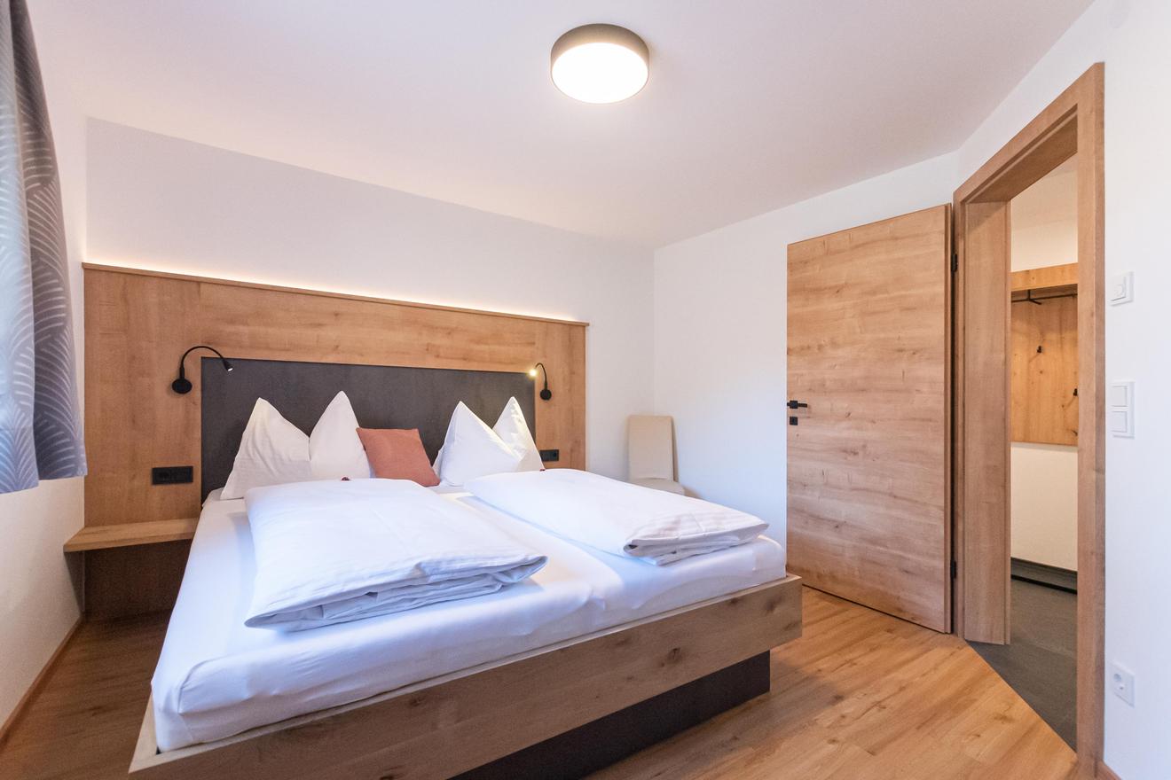 Monteur-Zimmer - Preis pro Nacht - Uttendorf (Uttendorf) - Privatzimmer Müller