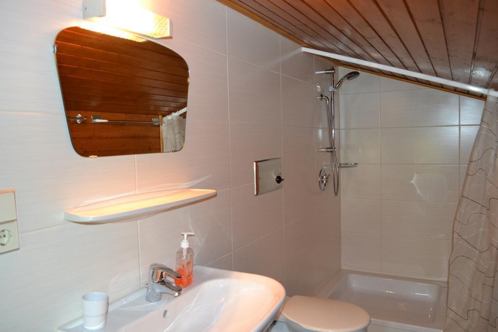 Monteur-Zimmer - Preis pro Nacht - Bad Ischl - Pension Rohrmoser