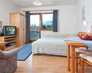 Monteur-Zimmer - Preis pro Nacht - Schiefling (Schiefling am Wörthersee) - Haus Bergblick