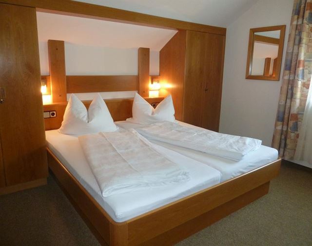 Monteur-Zimmer - Preis pro Nacht - Schiefling (Schiefling am Wörthersee) - Gästehaus Wulz-Lesjak