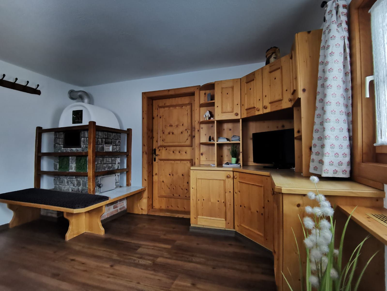 Monteur-Zimmer - Preis pro Nacht - Oberhofen am Irrsee - Monteurzimmer Bocksbergerstraße Salzburg