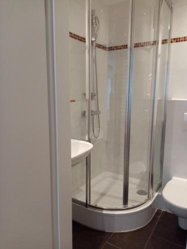 Monteur-Zimmer - Preis pro Nacht - Egg am Faaker See - Pension Beate